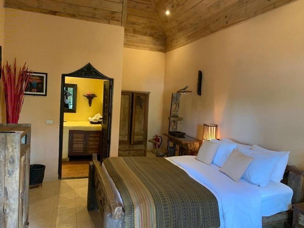 Nirvana Resort Koh Chang Bang Bao Beach Экстерьер фото