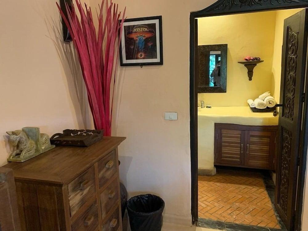 Nirvana Resort Koh Chang Bang Bao Beach Экстерьер фото