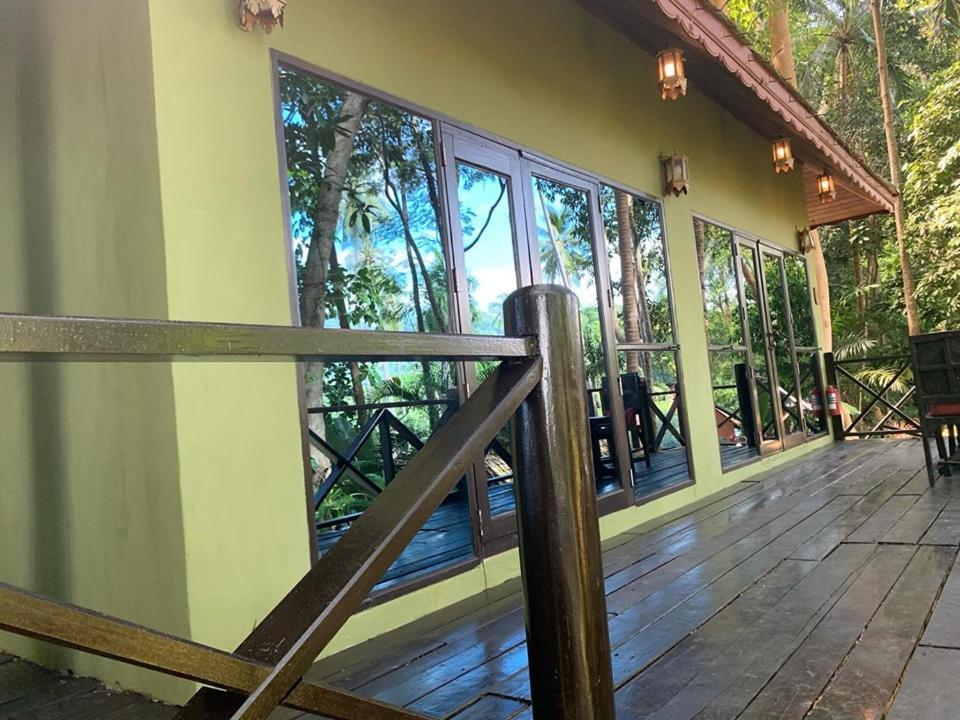 Nirvana Resort Koh Chang Bang Bao Beach Экстерьер фото